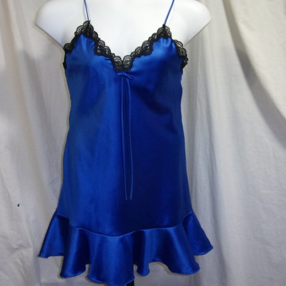 Undercover Wear Sexy Royal Blue Satin & Black Lace Chemise Nightgown NWOT